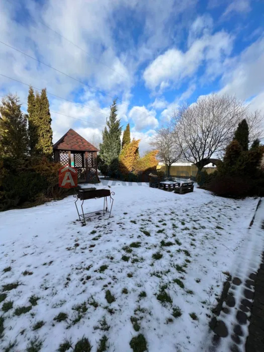 5 ��. ��������, 190/-/- ��. �., 1/2 ������ ���� 9