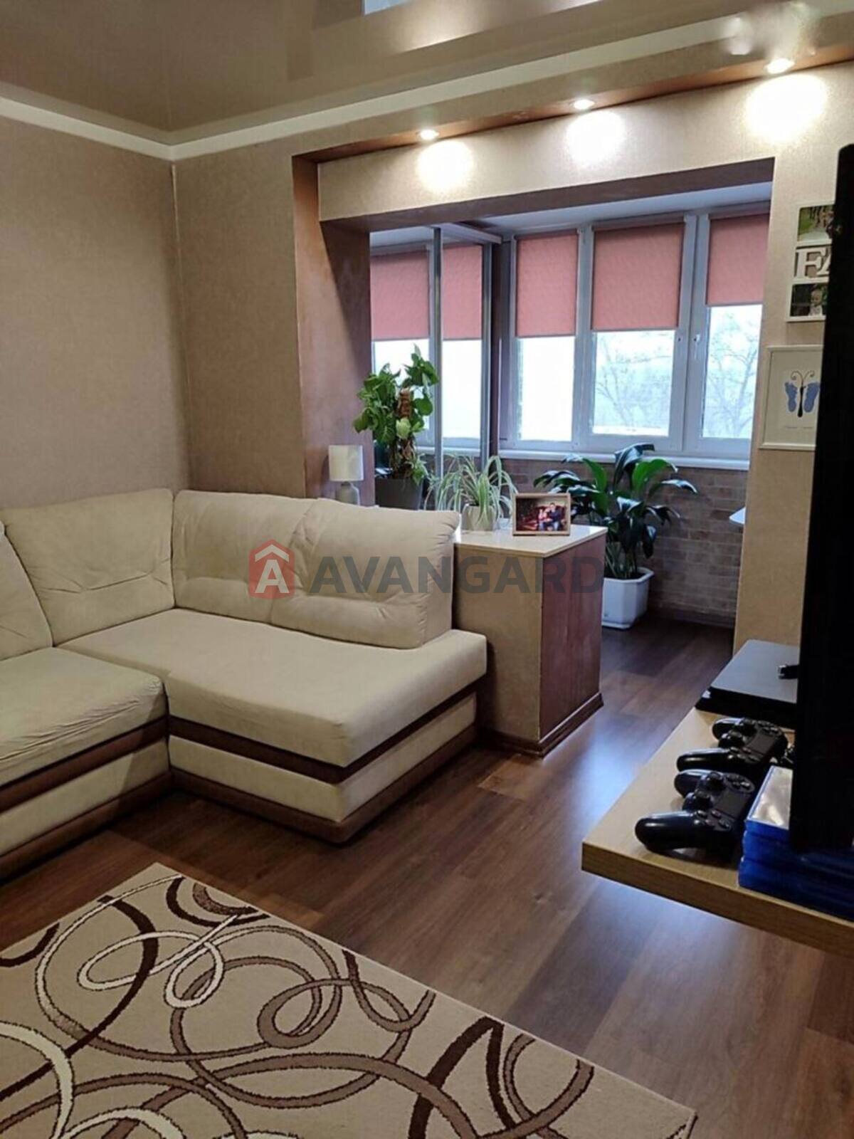 2 ��. ��������, 50/28/8 ��. �., 6/9 ������ ���� 8