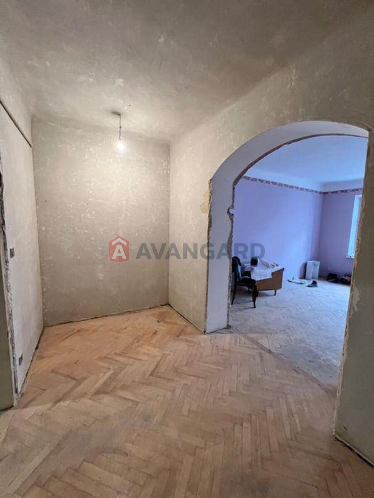 2 ��. ��������, 53/-/10 ��. �., 3/3 ������ ���� 10