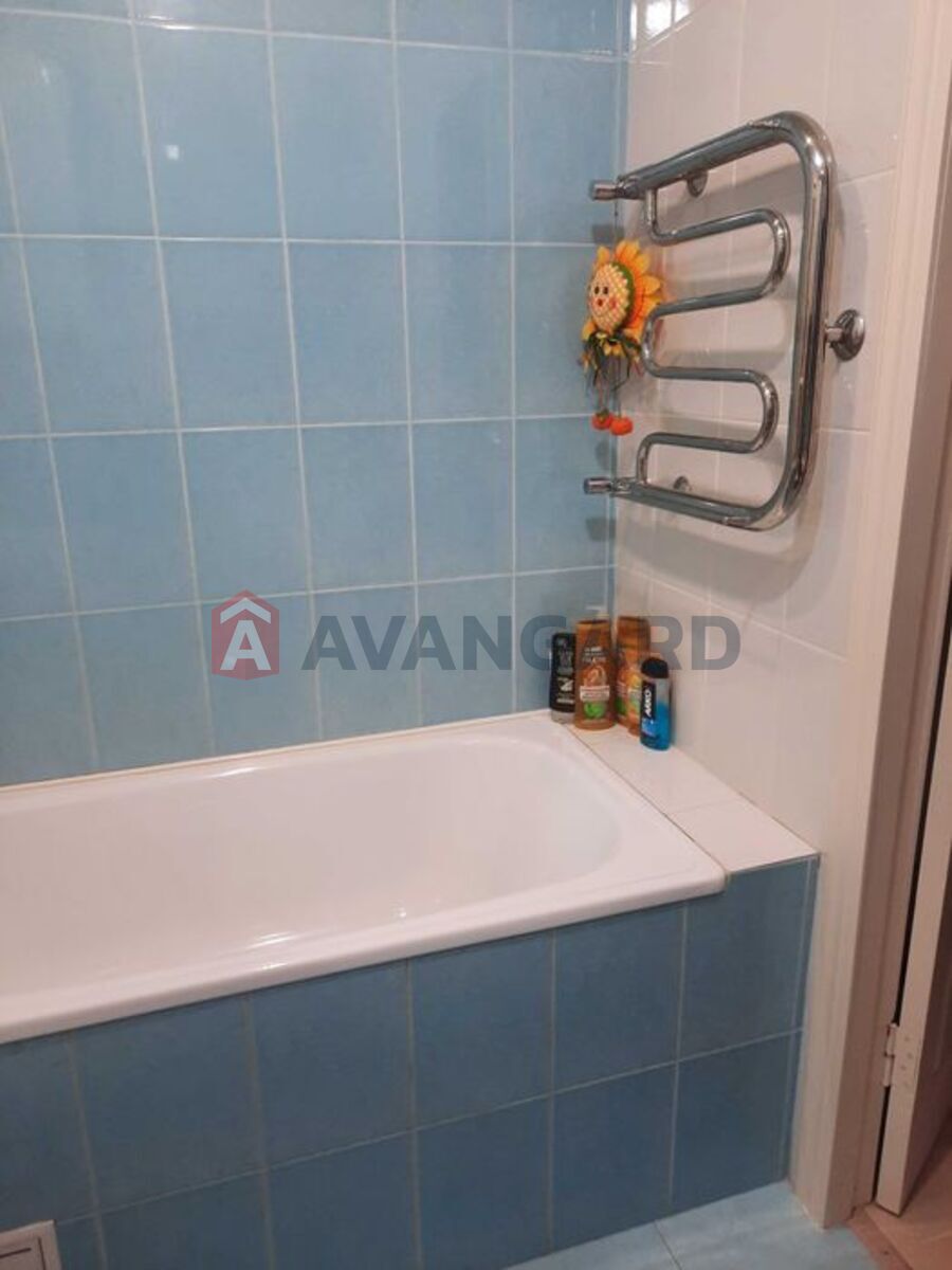 3 ��. ��������, 67/-/7 ��. �., 1/9 ������ ���� 10