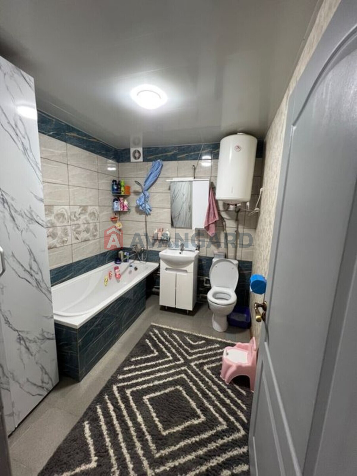 4 ��. ��������, 64/-/14 ��. �., 5/5 ������ ���� 2