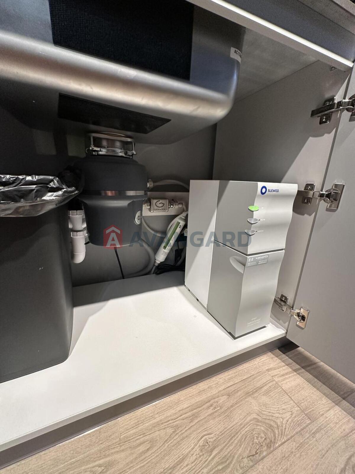 2 ����. ��������, 140/60/55 ��. �., 5/25 ���� ���� 26