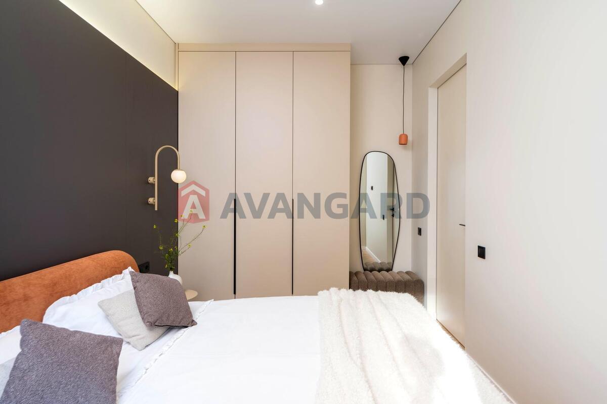 1 ��. ��������, 40 / 11 / 18 ��. �., 9/9 ������ ���� 5