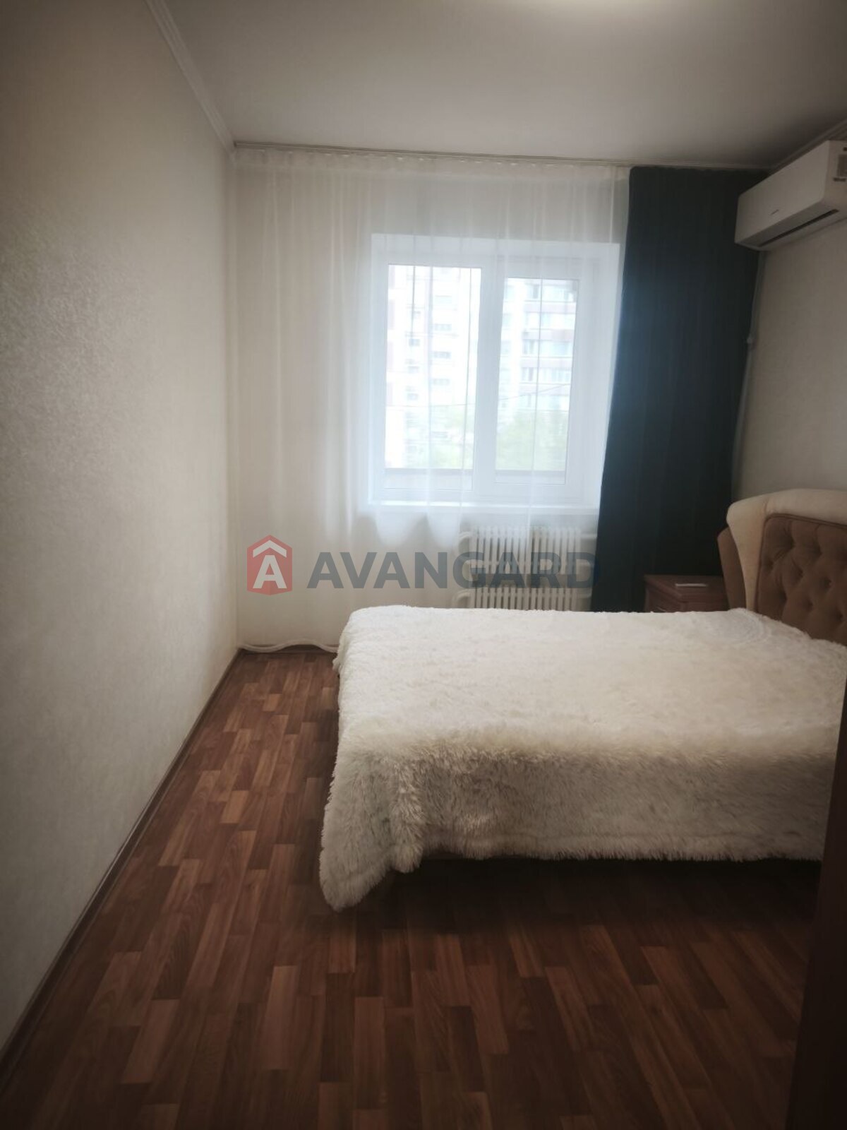 2 ��. ��������, 52/-/7 ��. �., 4/10 ������ ���� 8