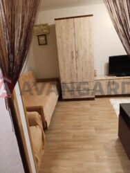 1 ��. ��������, 31/-/8 ��. �., 7/9 ������ ���� 5