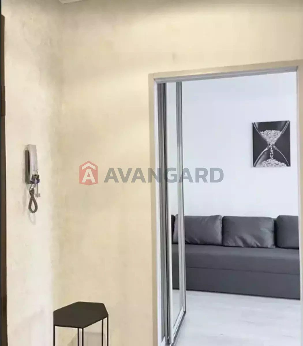 1 ��. ��������, 28/16/4 ��. �., 5/5 ������ ���� 14