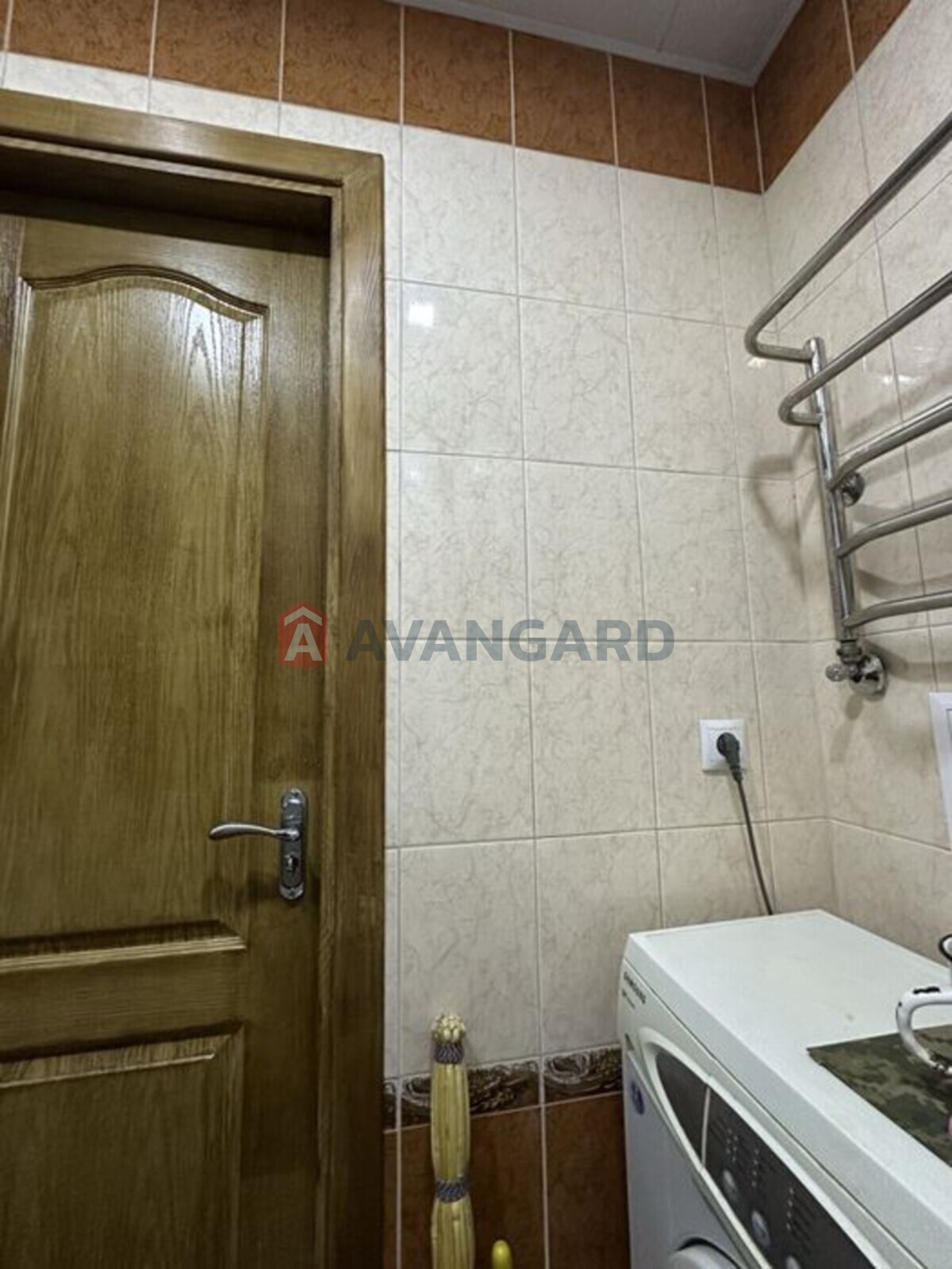 2 ��. ��������, 44/30/6 ��. �., 1/5 ������ ���� 3