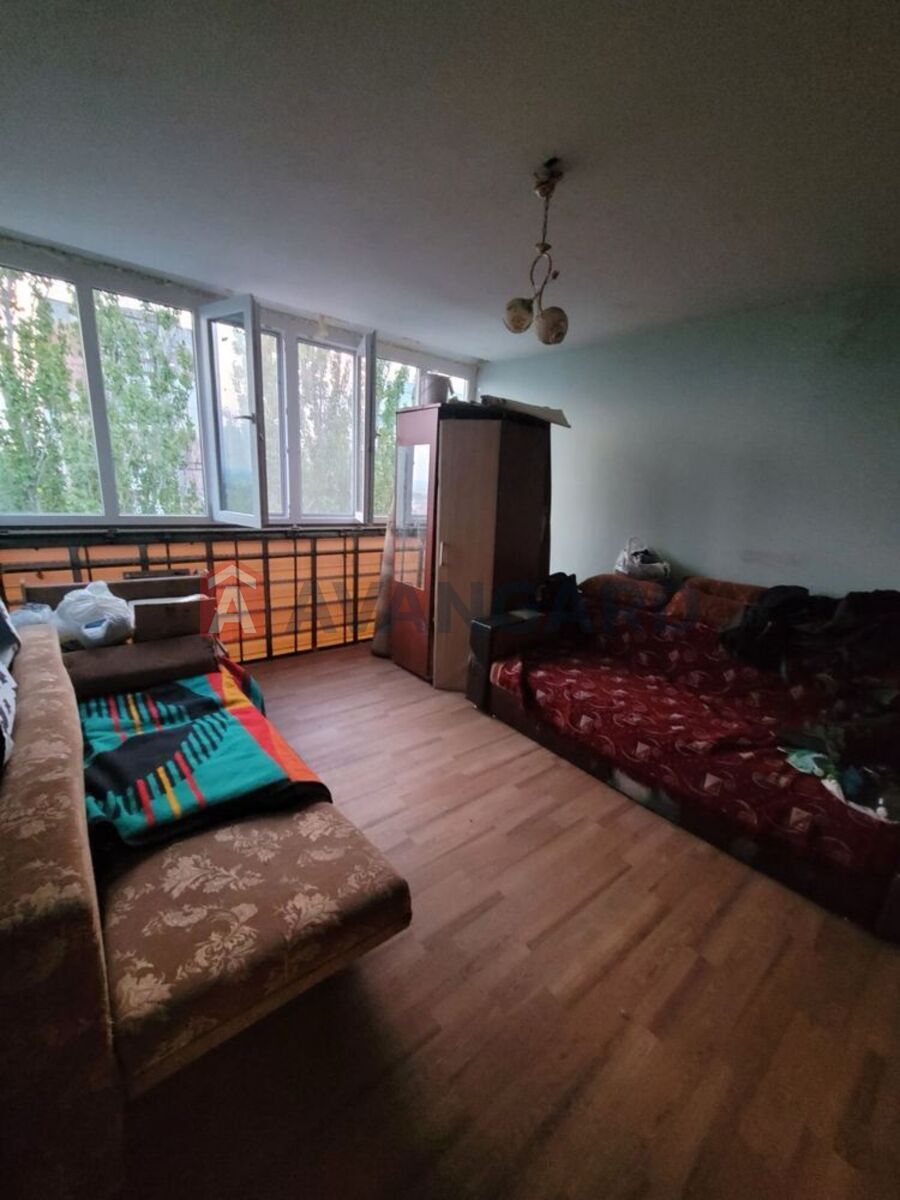 2 ��. ��������, 44/-/5 ��. �., 6/6 ������ ���� 3