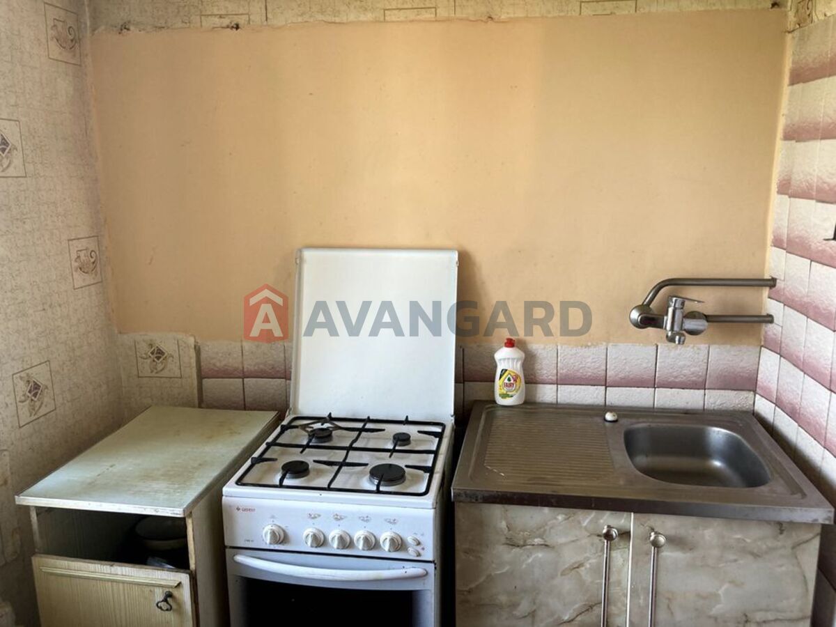 3 ��. ��������, 57/-/4 ��. �., 5/5 ������ ���� 9