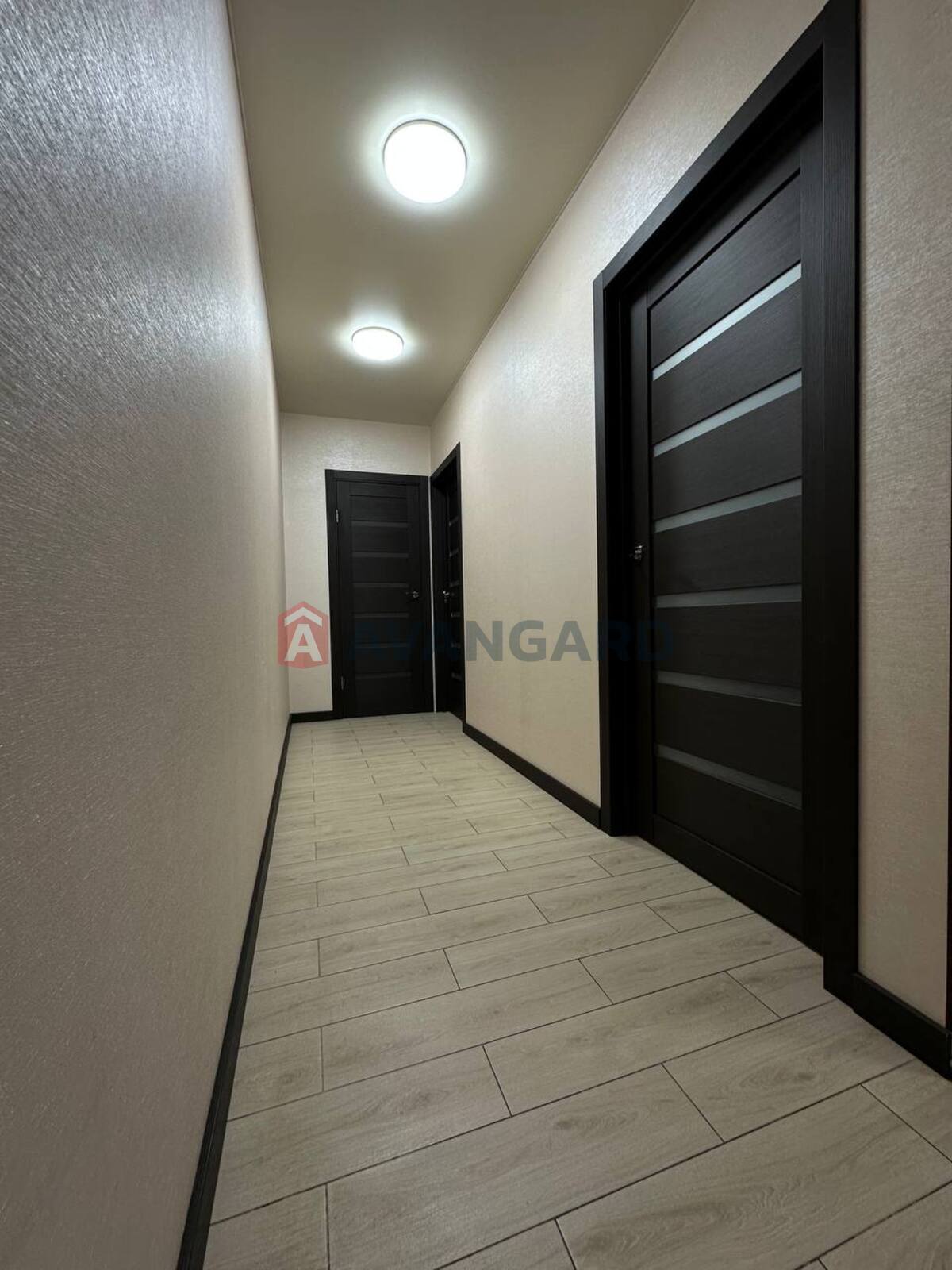 2 ��. ��������, 58/-/- ��. �., 12/12 ������ ���� 15