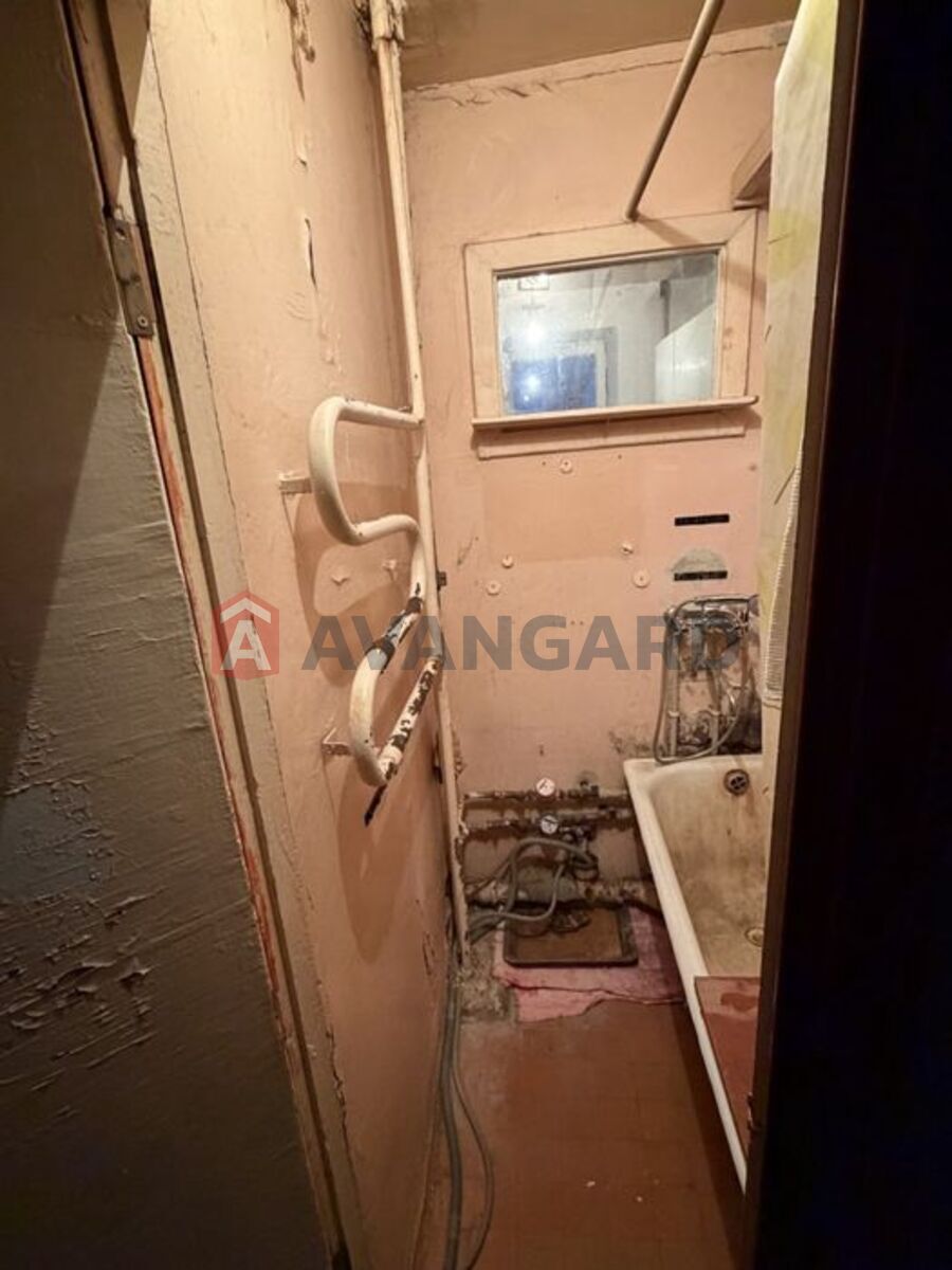 3 ����. ��������, 60/-/7 ��. �., 7/9 ���� ���� 13