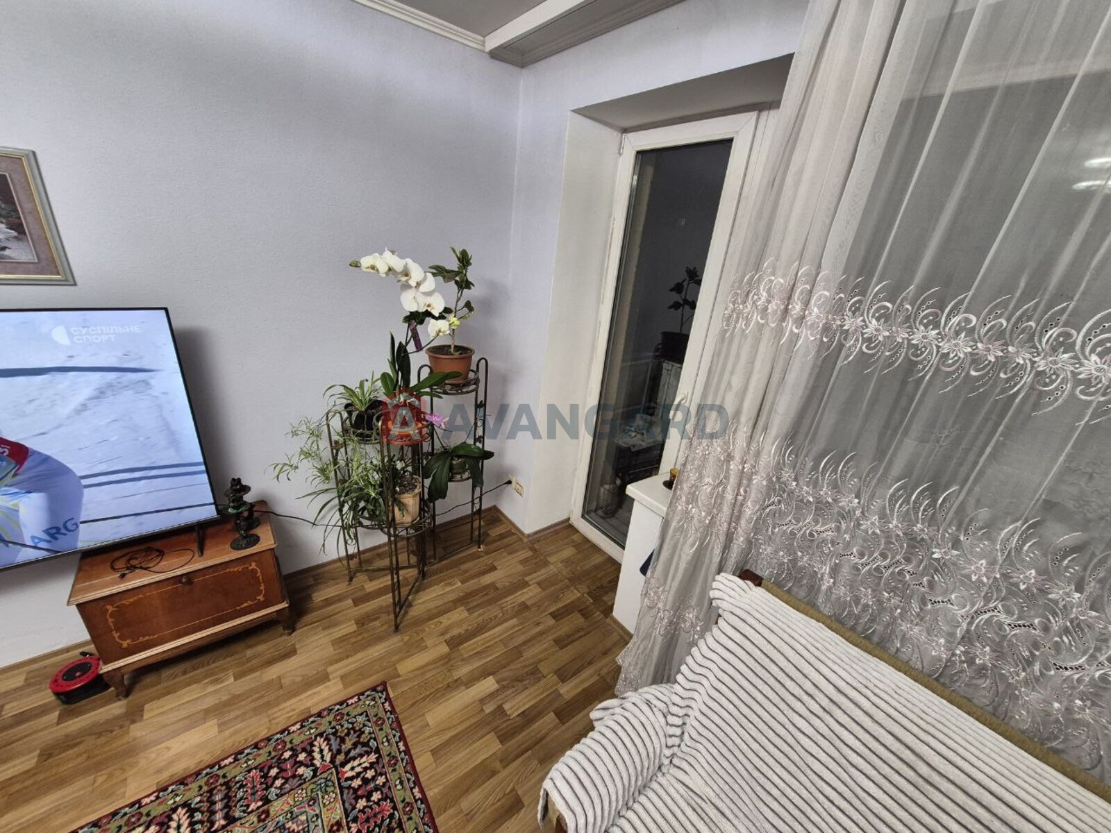 3 ��. ��������, 64,6/-/7 ��. �., 5/9 ������ ���� 14