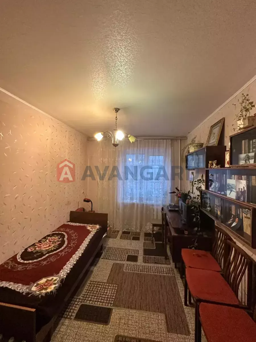 3 ��. ��������, 73/-/- ��. �., 4/9 ������ ���� 10