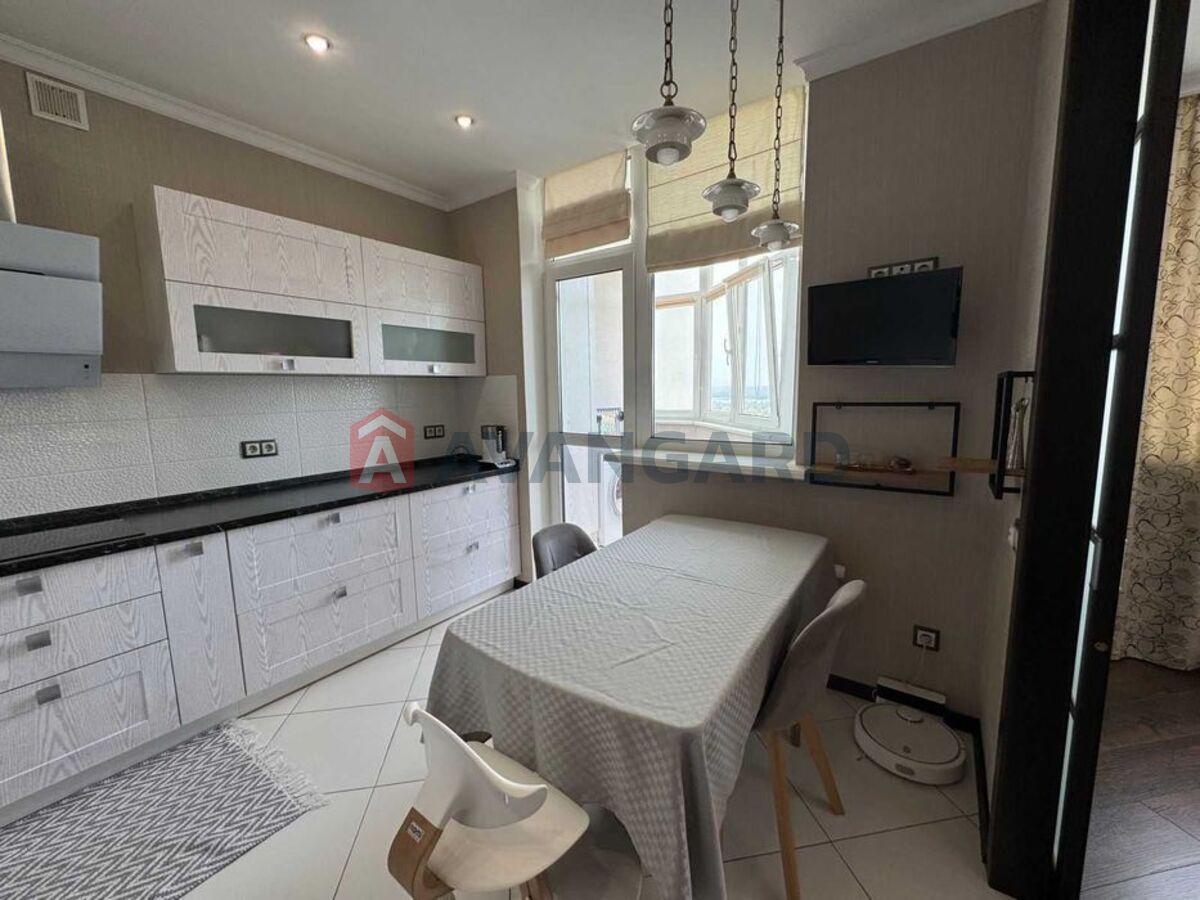 2 ����. ��������, 74/-/11 ��. �., 24/25 ���� ���� 5