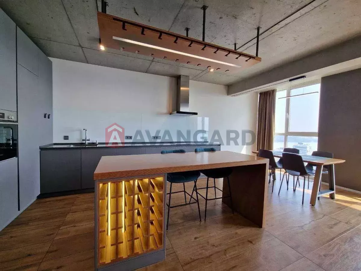 2 ��. ��������, 90/-/15 ��. �., 17/17 ������ ���� 1