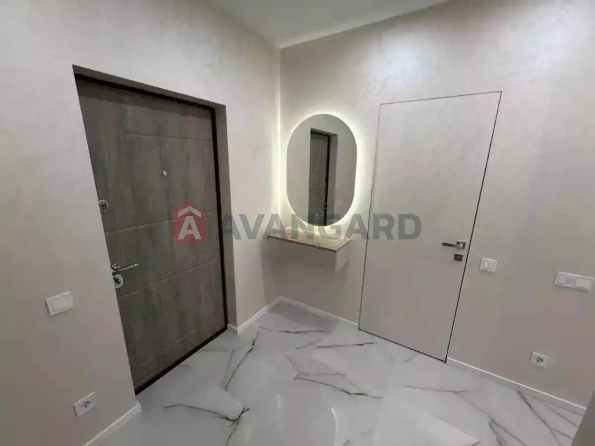 1 ��. ��������, 49/15/20 ��. �., 4/10 ������ ���� 22