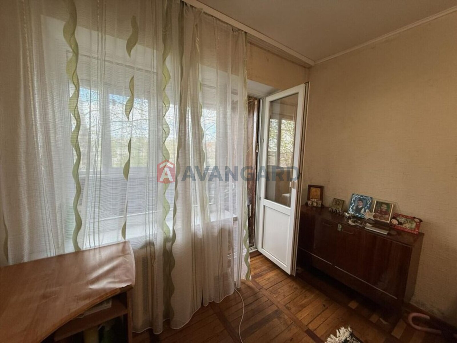 3 ����. ��������, 68/-/14 ��. �., 1/9 ���� ���� 1