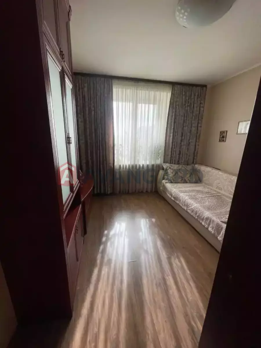 3 ����. ��������, 88/-/11 ��. �., 8/14 ���� ���� 12