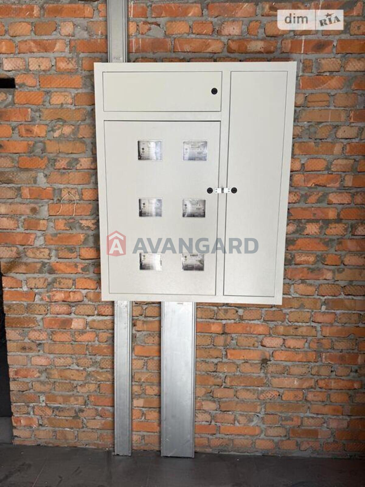 2 ����. ��������, 59/25/16 ��. �., 1/4 ���� ���� 12