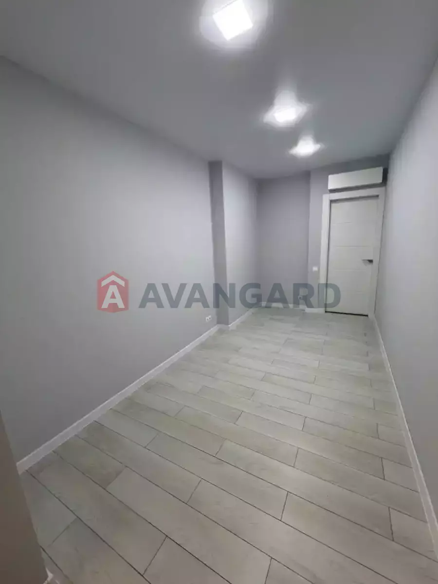 3 ��. ��������, 79/46/20 ��. �., 3/12 ������ ���� 14