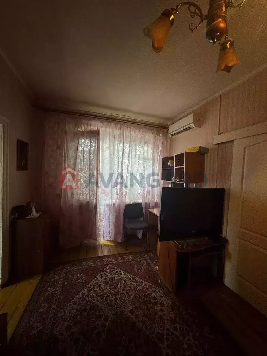 2 ��. ��������, 43/-/5 ��. �., 2/2 ������ ���� 4