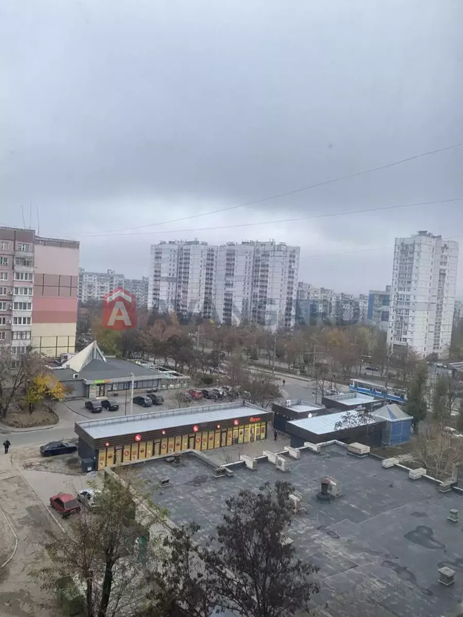 2 . , 44/-/7 . ., 8/10   6