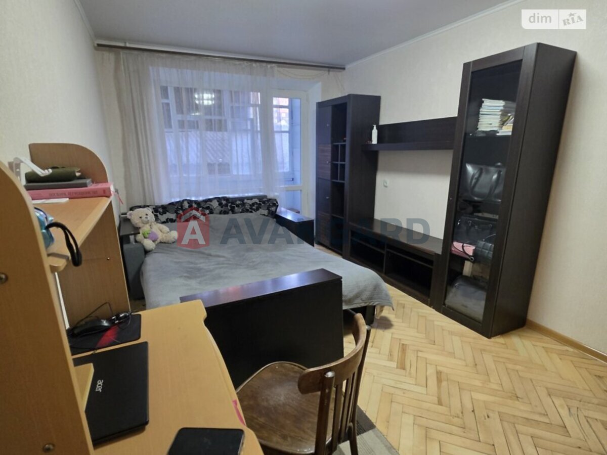 1 ����. ��������, 32/16/6 ��. �., 1/5 ���� ���� 3