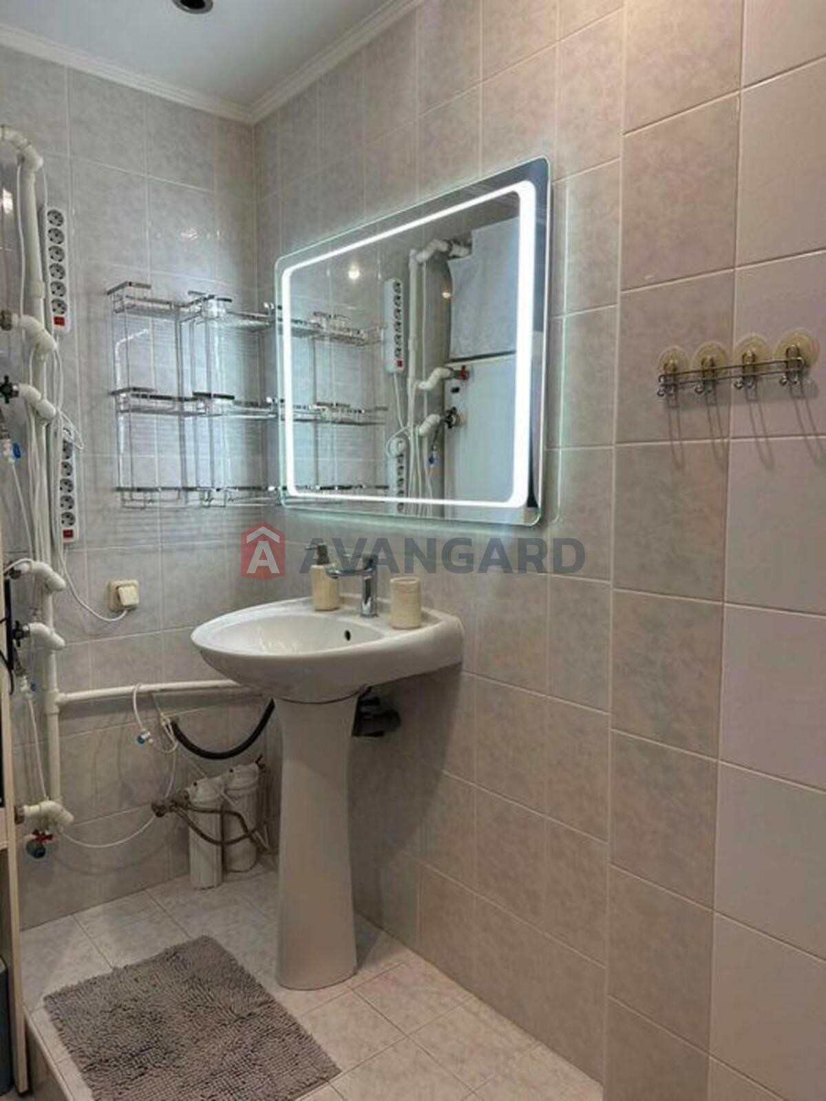 3 ��. ��������, 82/-/16 ��. �., 3/12 ������ ���� 15