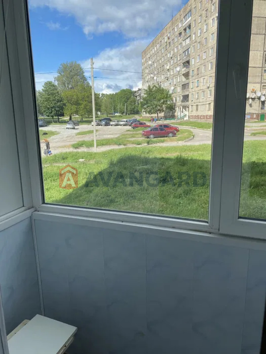 1 ��. ��������, 30/-/7 ��. �., 2/5 ������ ���� 8