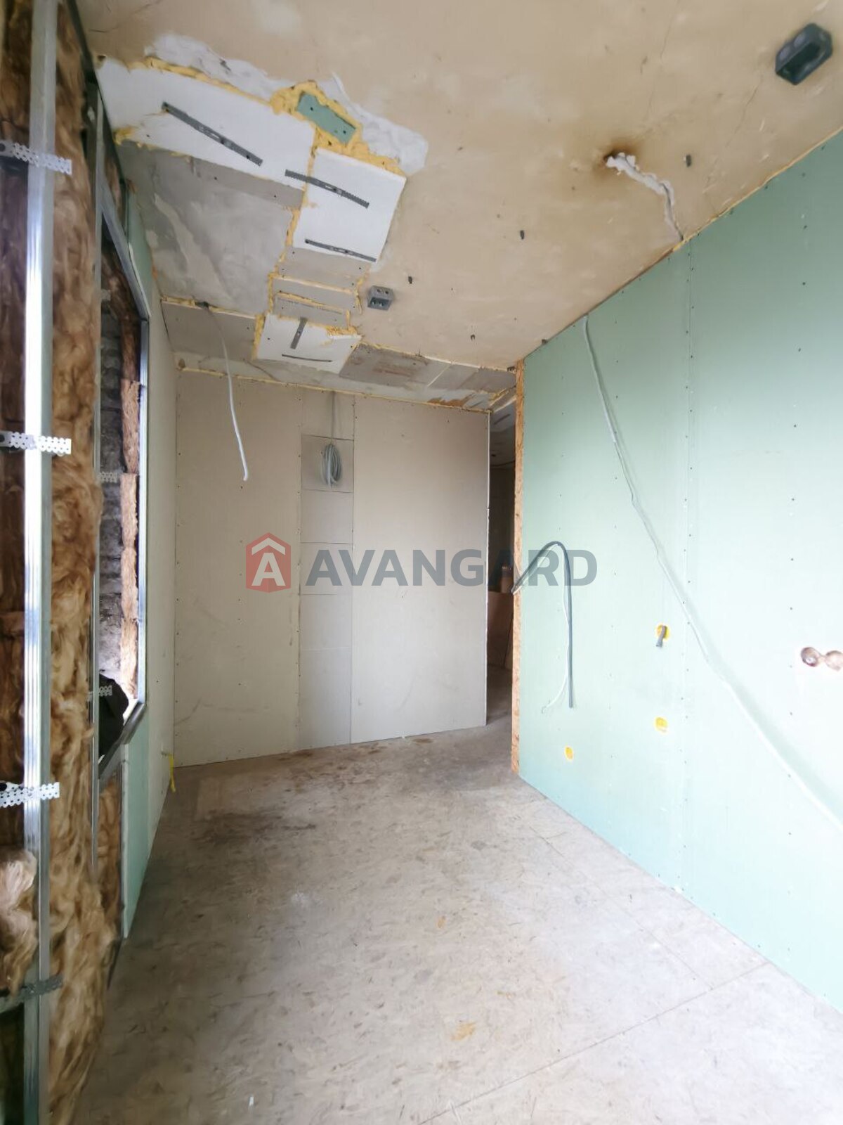 2 ��. ��������, 50/33/8 ��. �., 4/4 ������ ���� 15