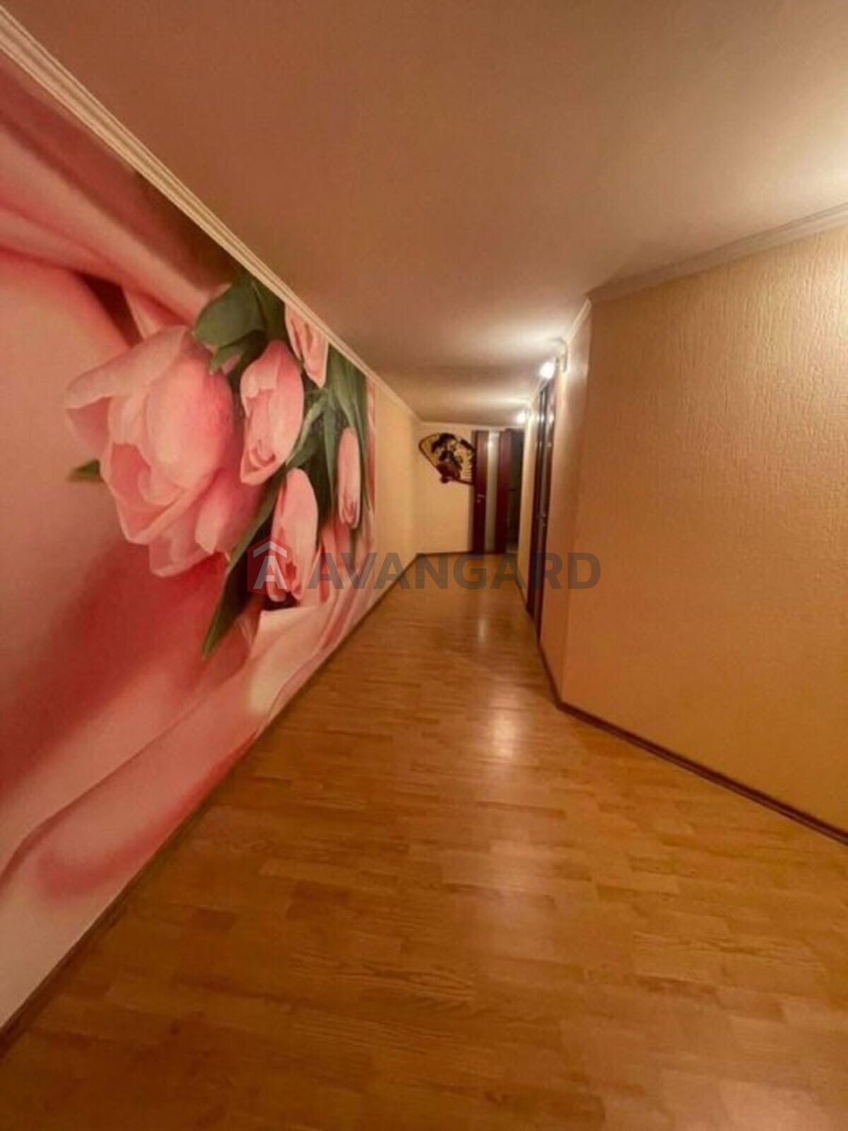 3 ��. ��������, 143/-/20 ��. �., 6/9 ������ ���� 2