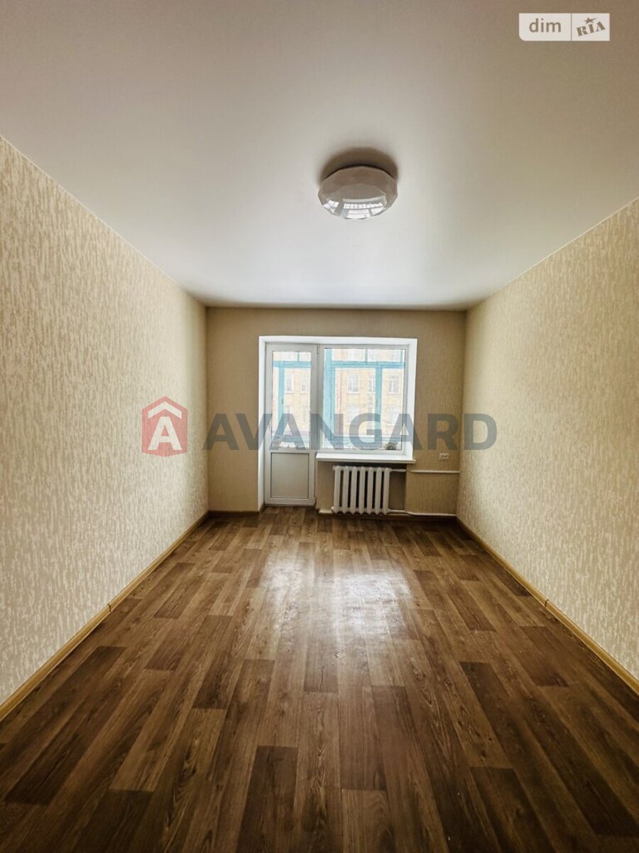 1 ��. ��������, 27/16/5 ��. �., 3/4 ������ ���� 1