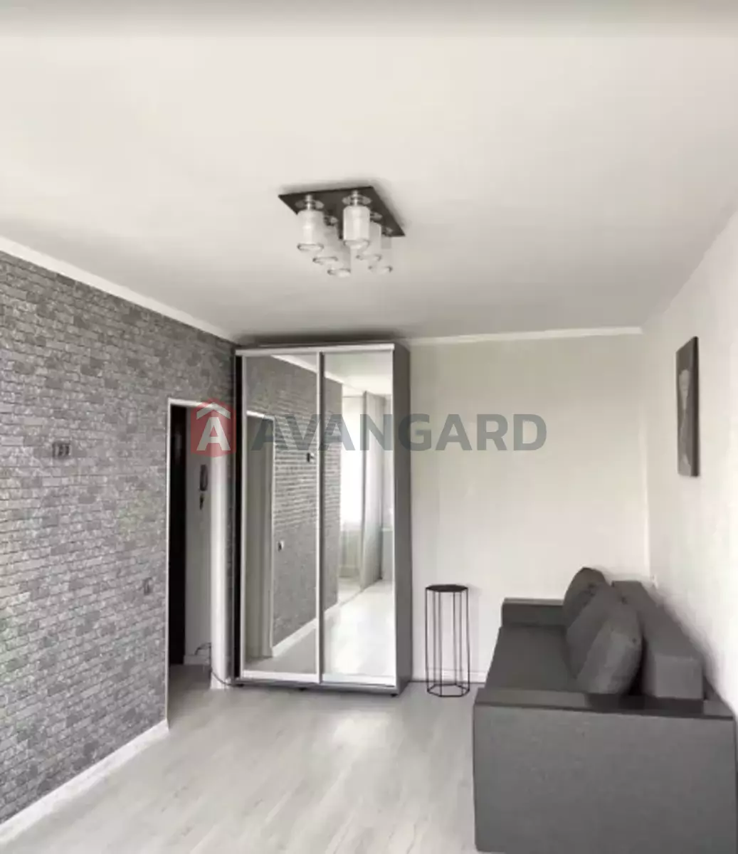 1 ��. ��������, 28/16/4 ��. �., 5/5 ������ ���� 2