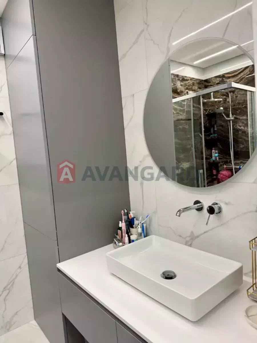 1 ����. ��������, 49/28/15 ��. �., 10/12 ���� ���� 12