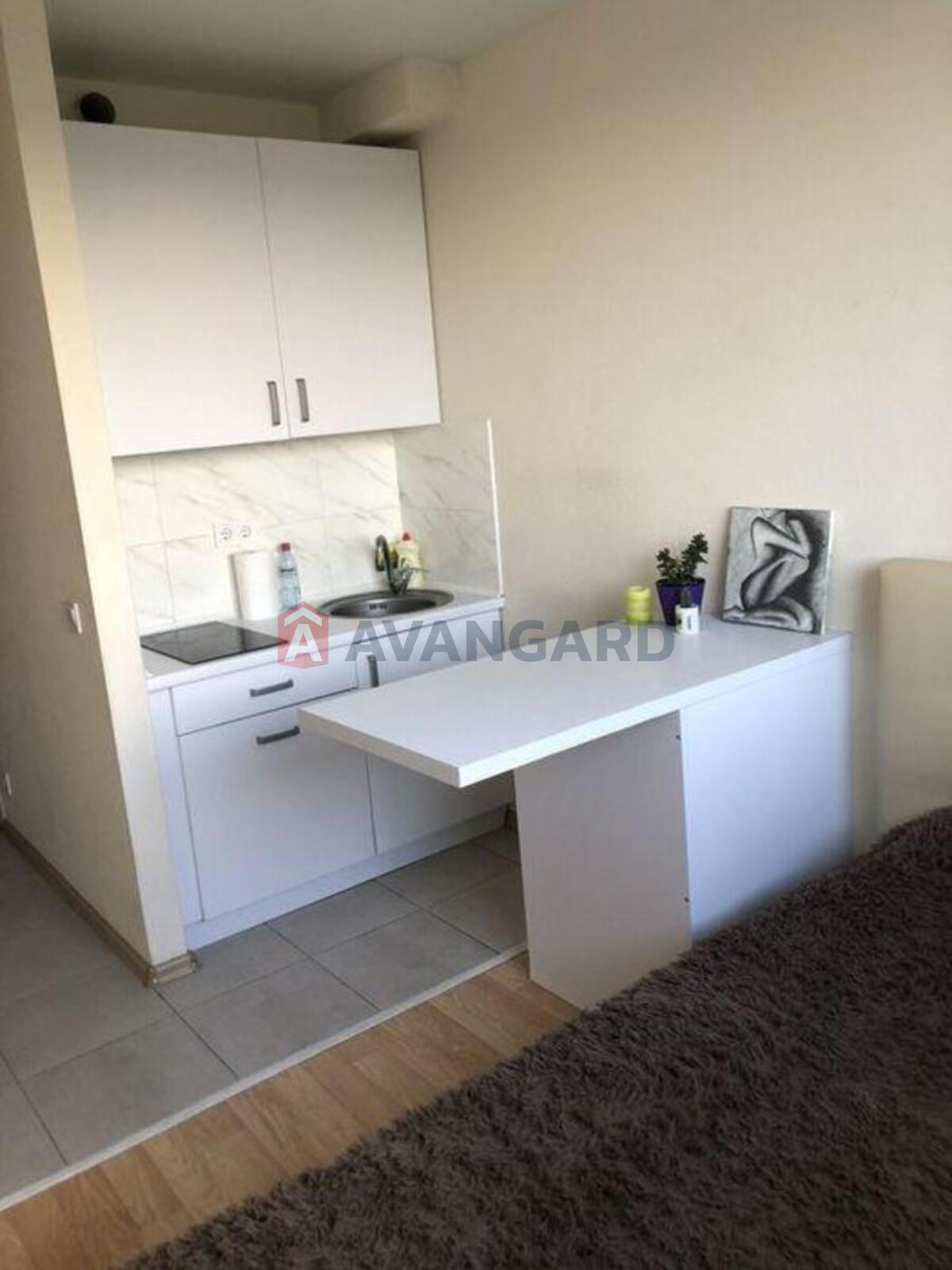 1 ��. ��������, 17/-/9 ��. �., 5/10 ������ ���� 2