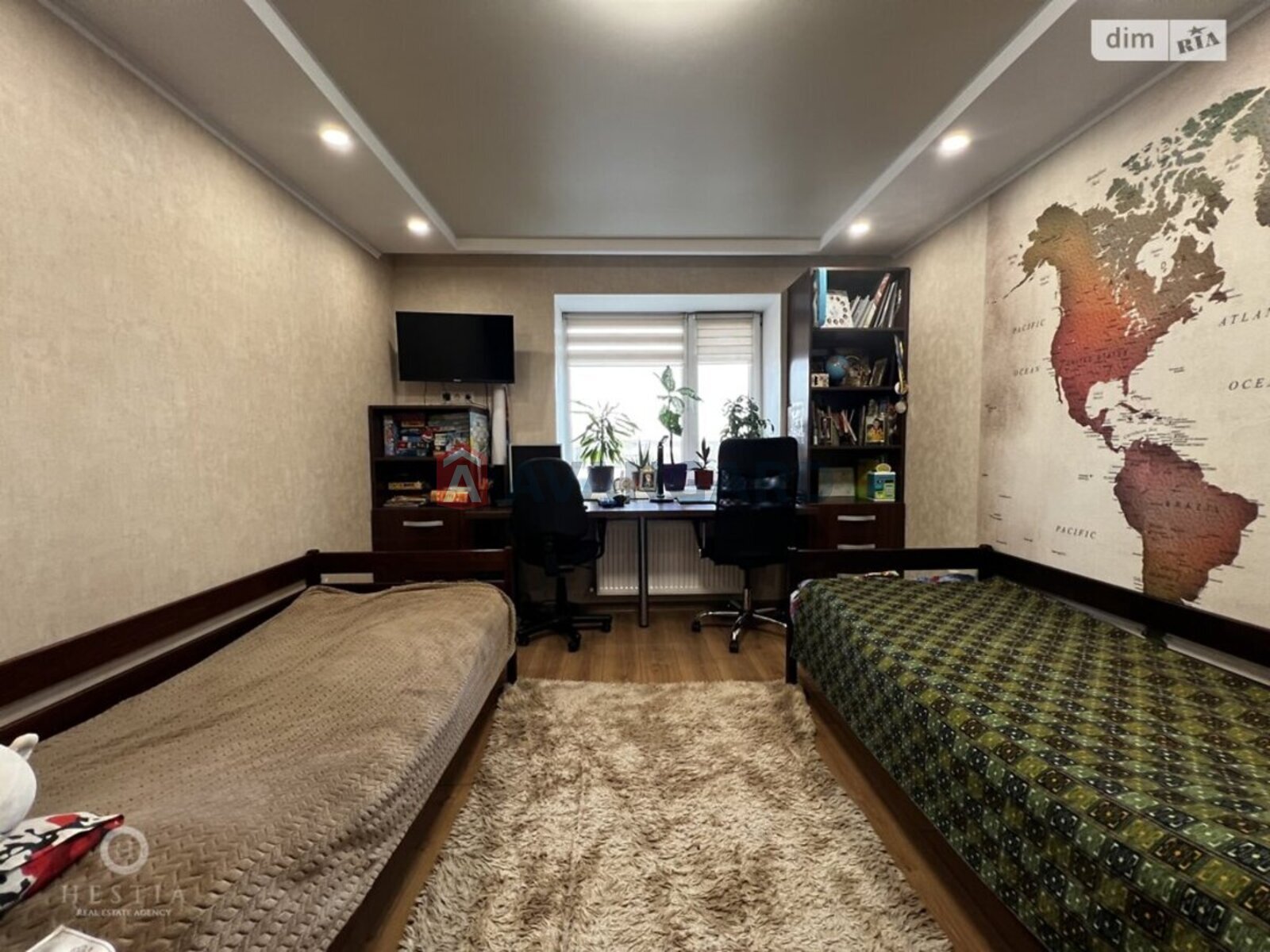 3 ��. ��������, 68/-/12 ��. �., 4/10 ������ ���� 6