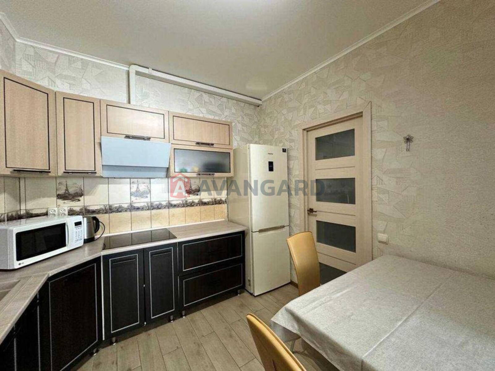 2 ��. ��������, 53/-/10 ��. �., 2/18 ������ ���� 2