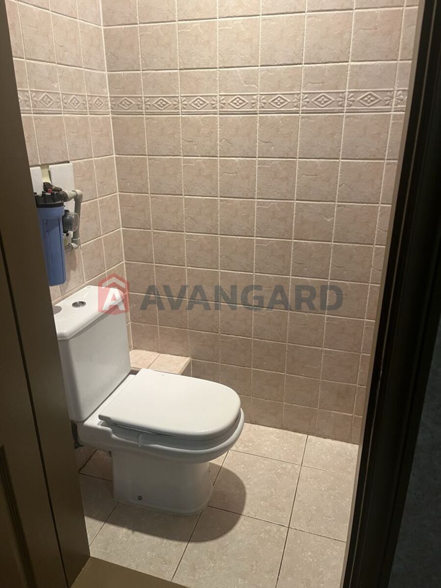 4 ����. ��������, 97/-/12 ��. �., 4/4 ���� ���� 8