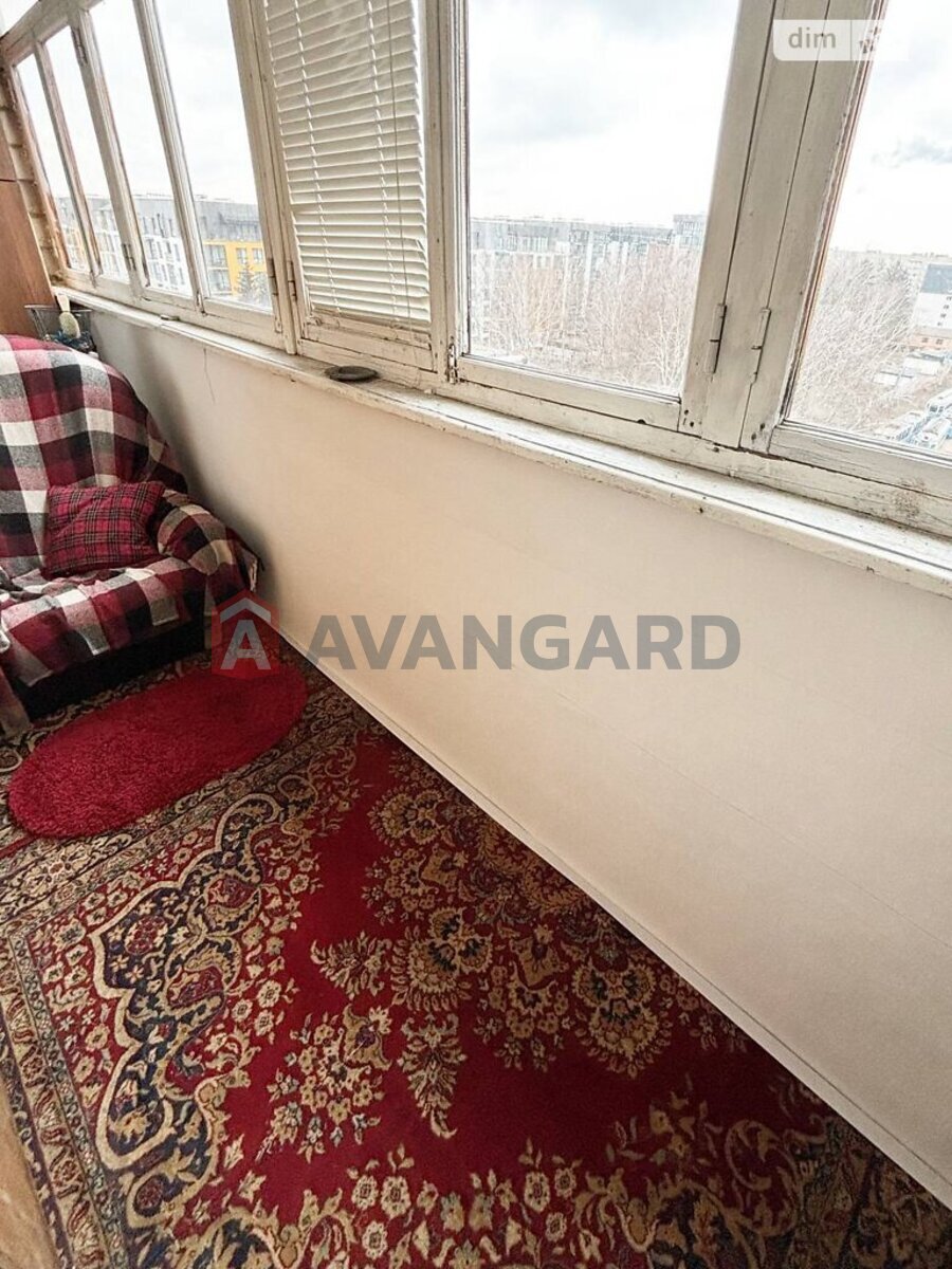 4 . , 73/-/9 . ., 6/9   20