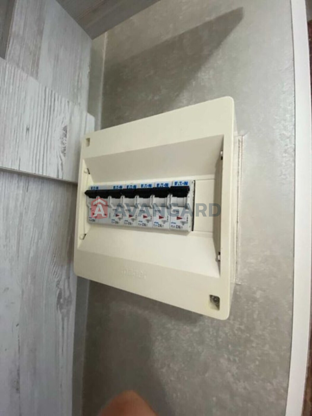 3 ��. ��������, 65/-/10 ��. �., 5/9 ������ ���� 6