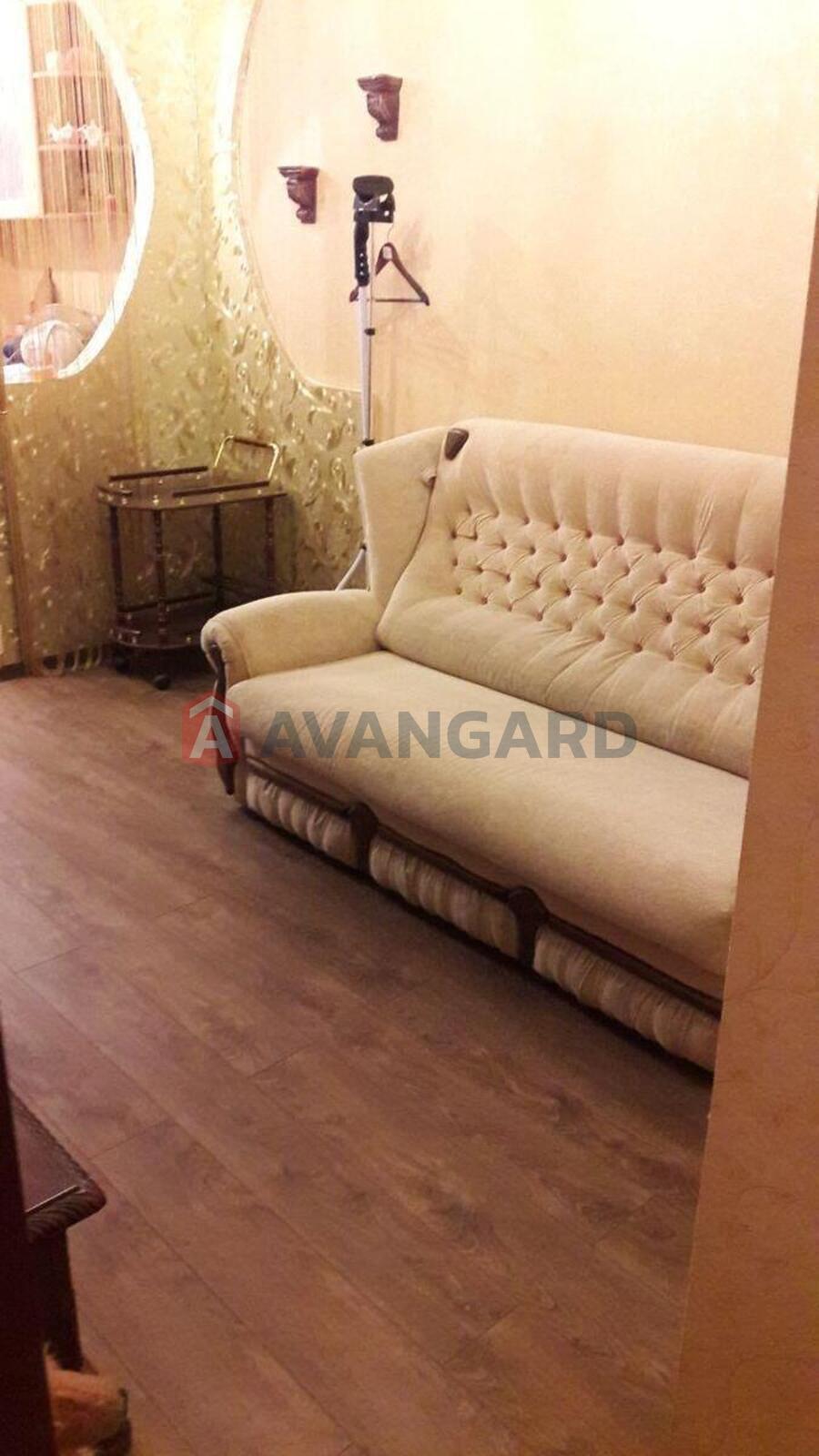 2 ��. ��������, 83/45/18 ��. �., 9/13 ������ ���� 3