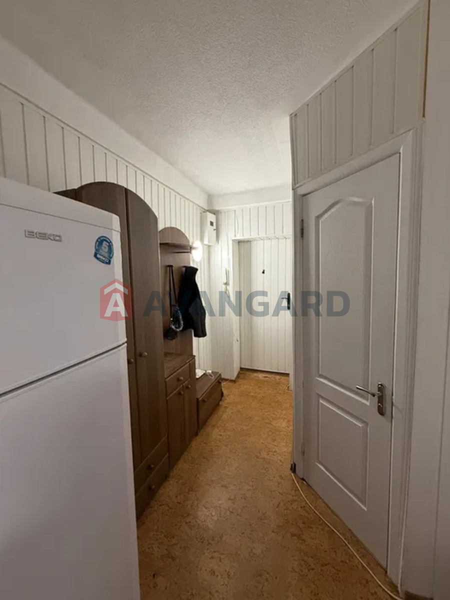 1 ����. ��������, 42/-/7 ��. �., 2/5 ���� ���� 9