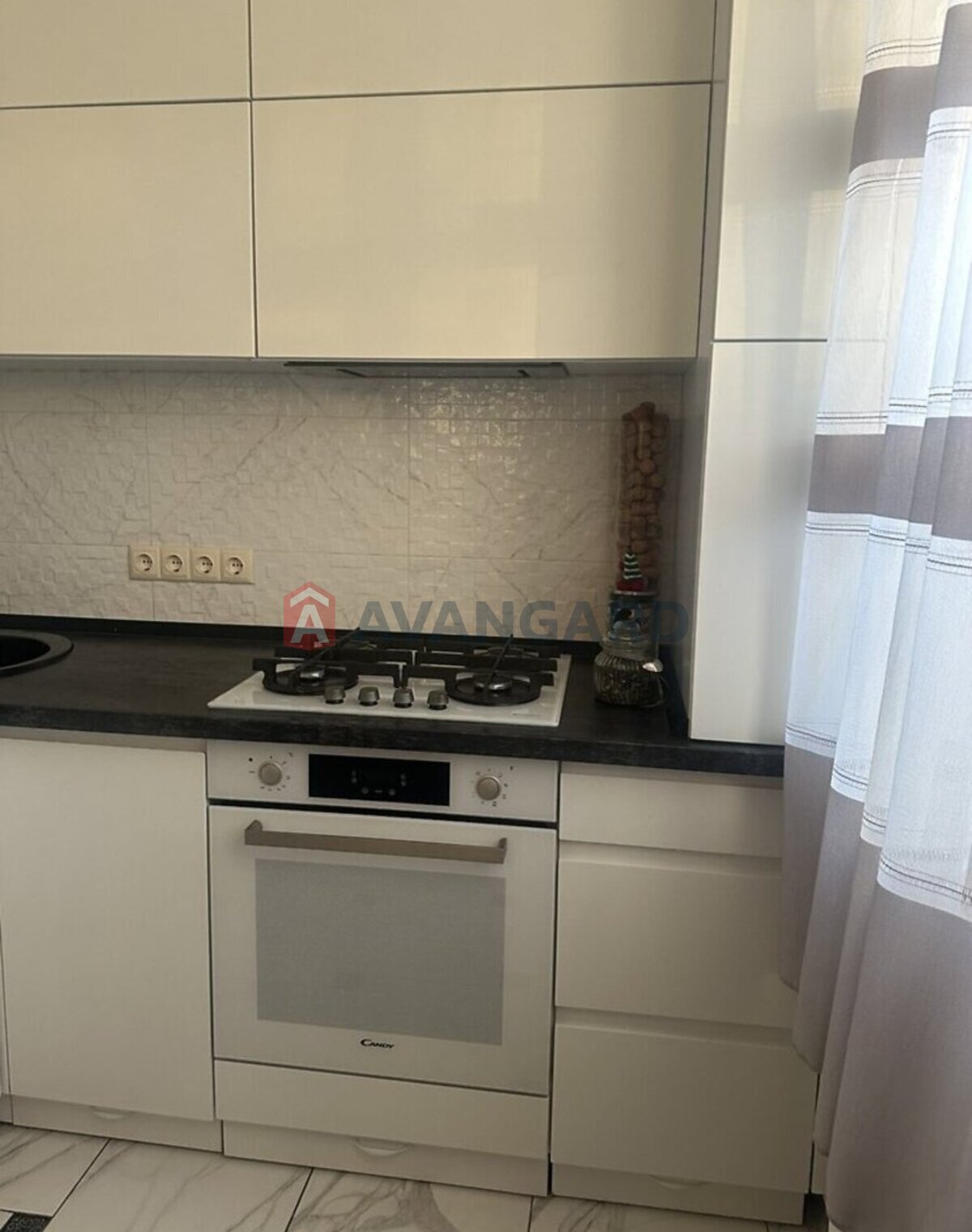 2 ��. ��������, 45/-/5.4 ��. �., 2/5 ������ ���� 2