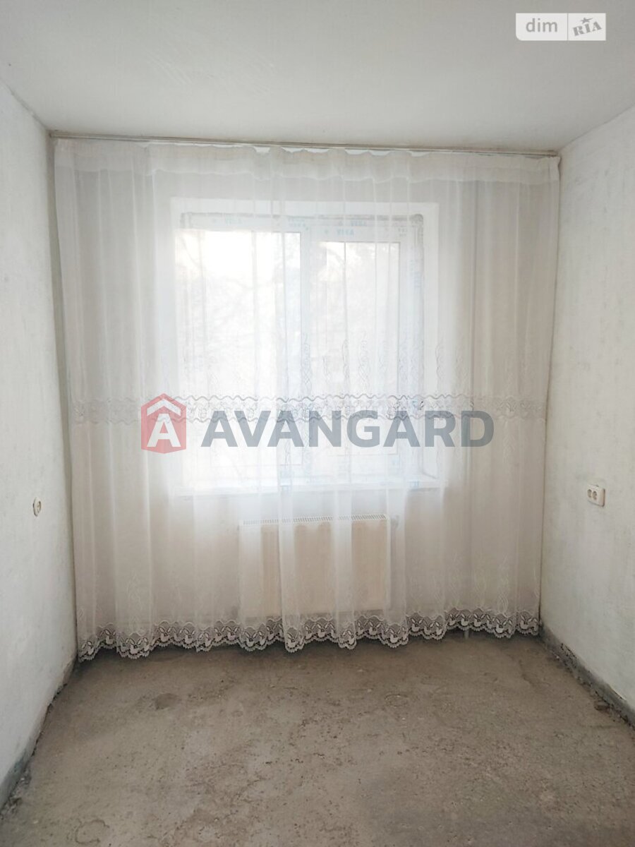 4 ��. ��������, 65/45/6 ��. �., 1/5 ������ ���� 3