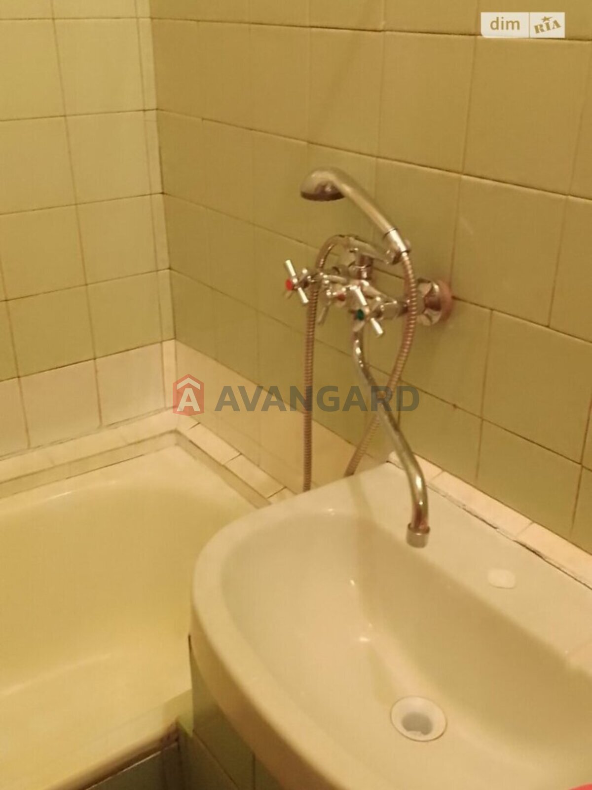 3 ��. ��������, 65/45/7 ��. �., 1/9 ������ ���� 4