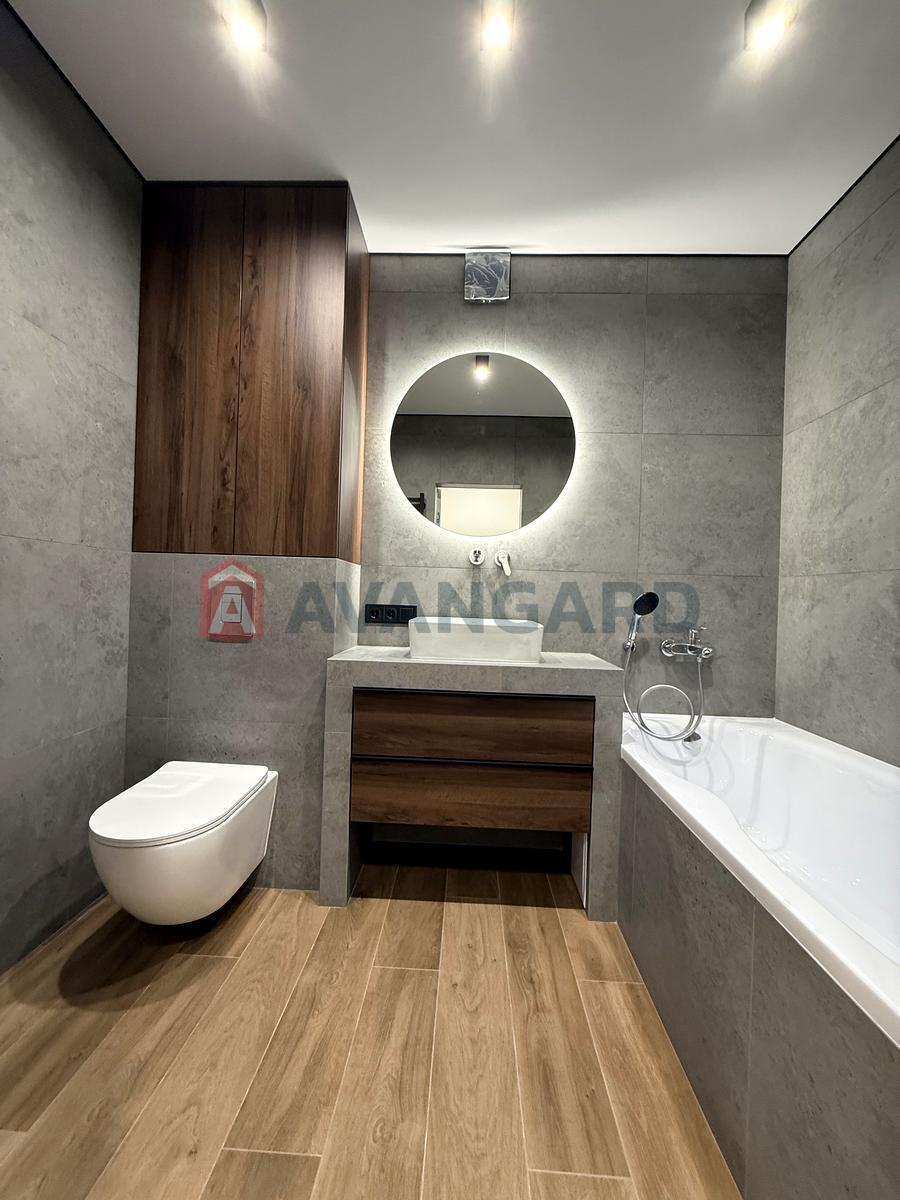 3 ��. ��������, 76.7 / 35 / 23 ��. �., 11/25 ������ ���� 13