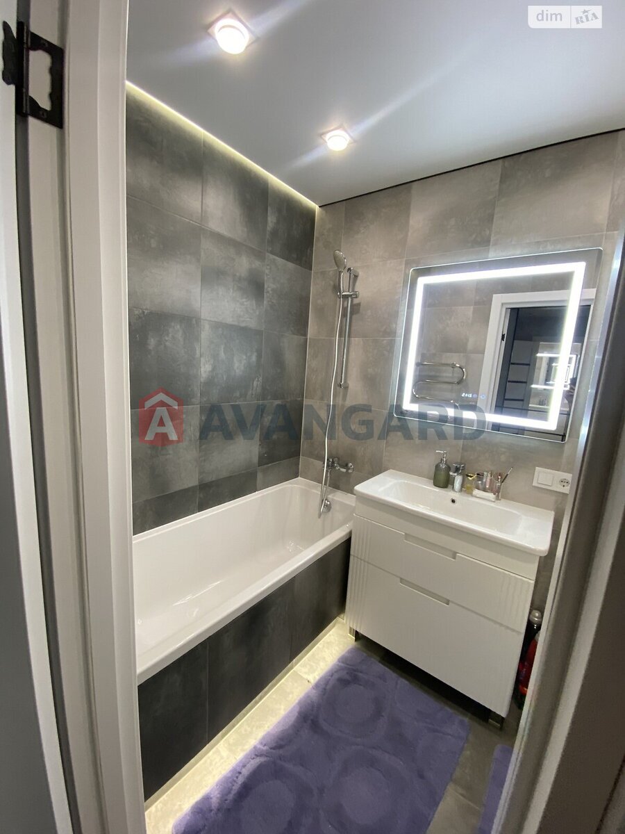 1 . , 38/-/- . ., 9/9   9