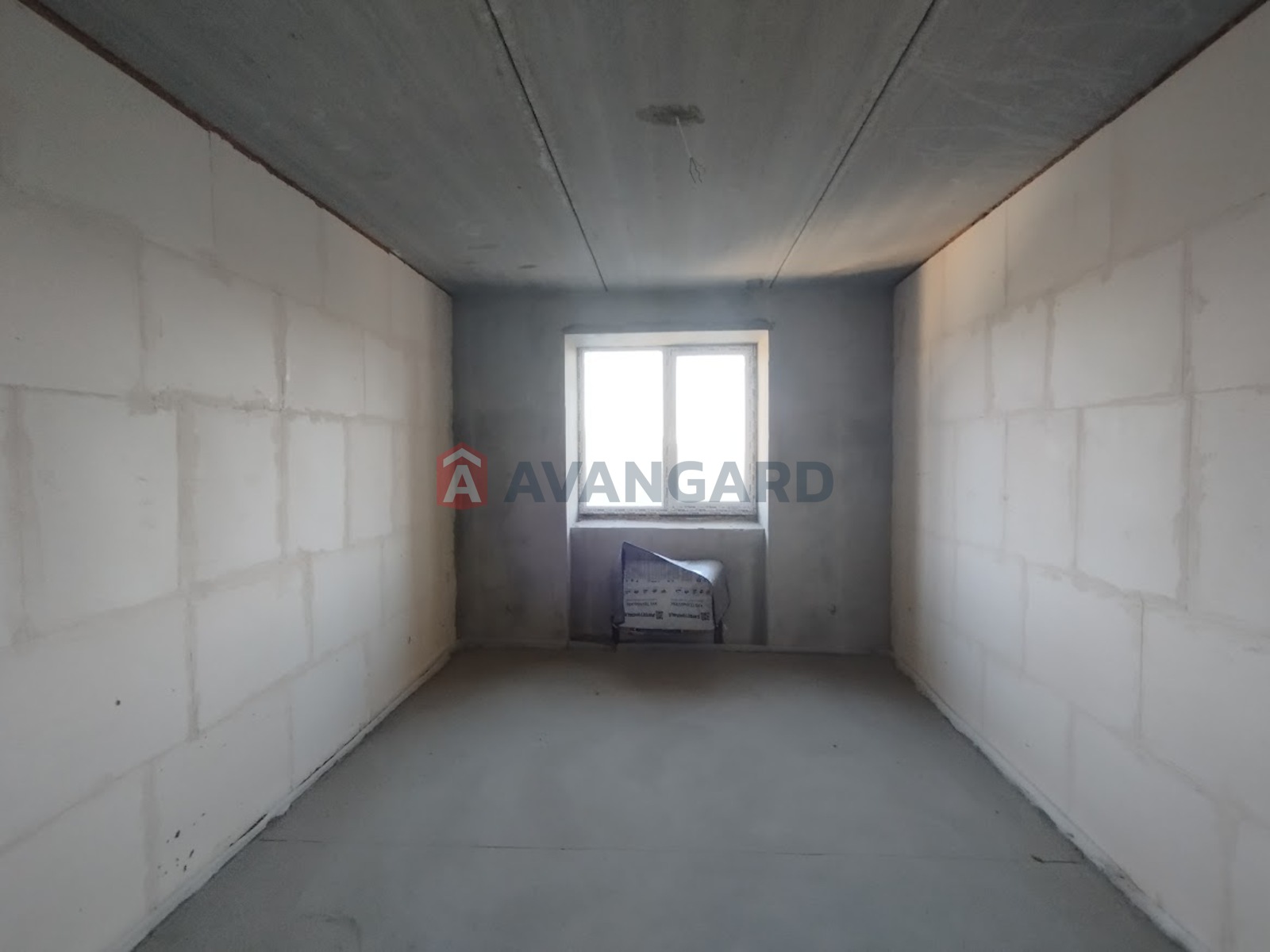 3 ��. ��������, 121/40/68 ��. �., 4/12 ������ ���� 13