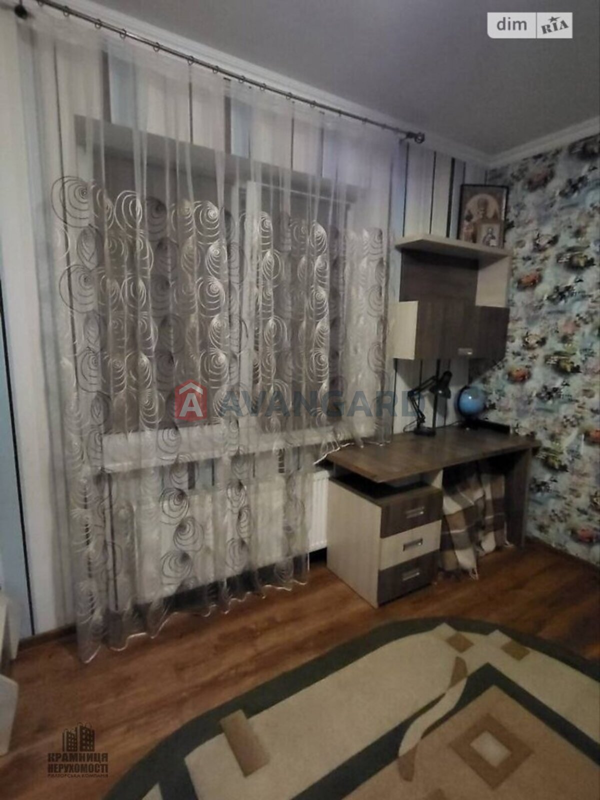 2 ��. ��������, 69/-/18 ��. �., 2/2 ������ ���� 12