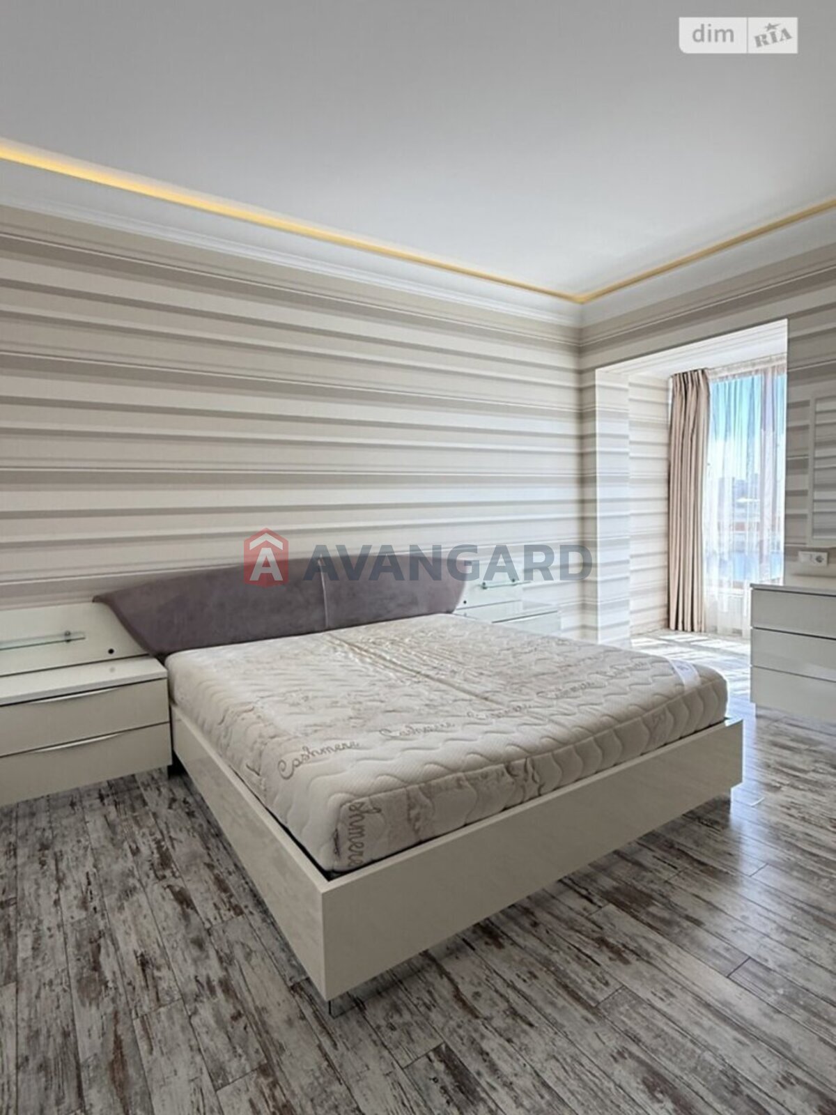 3 ��. ��������, 120/80/35 ��. �., 5/5 ������ ���� 1